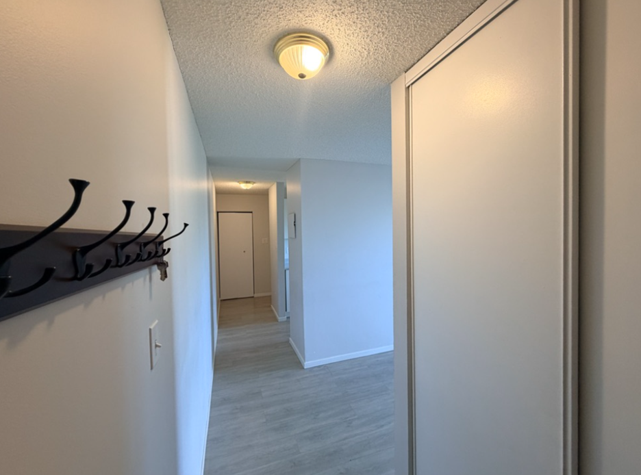 2 Beds 1 Bath Apartment in Anderson Place